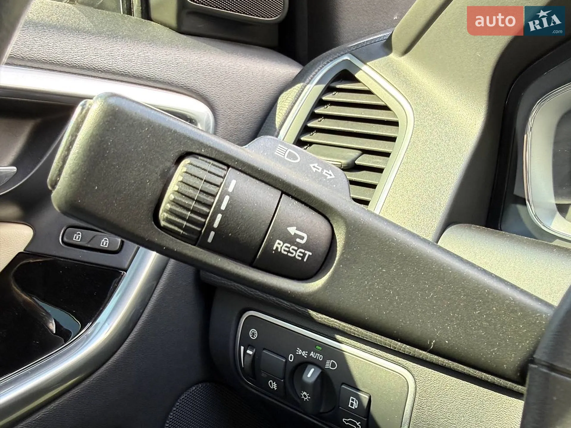 2015 Volvo XC60 - мініатюра 30