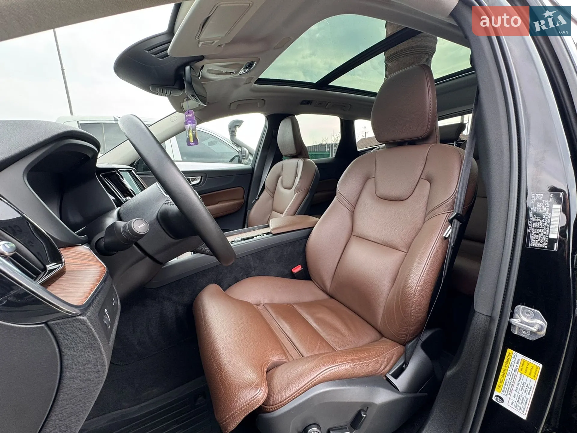 2018 Volvo XC60 - мініатюра 36