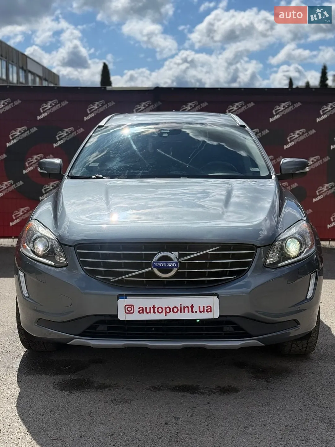 2017 Volvo XC60 - мініатюра 2
