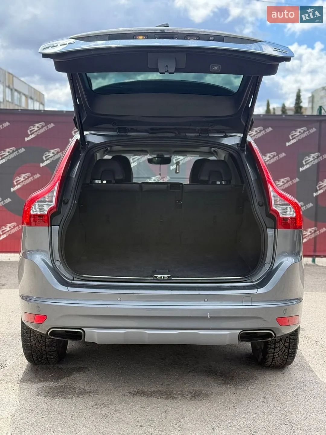 2017 Volvo XC60 - мініатюра 14