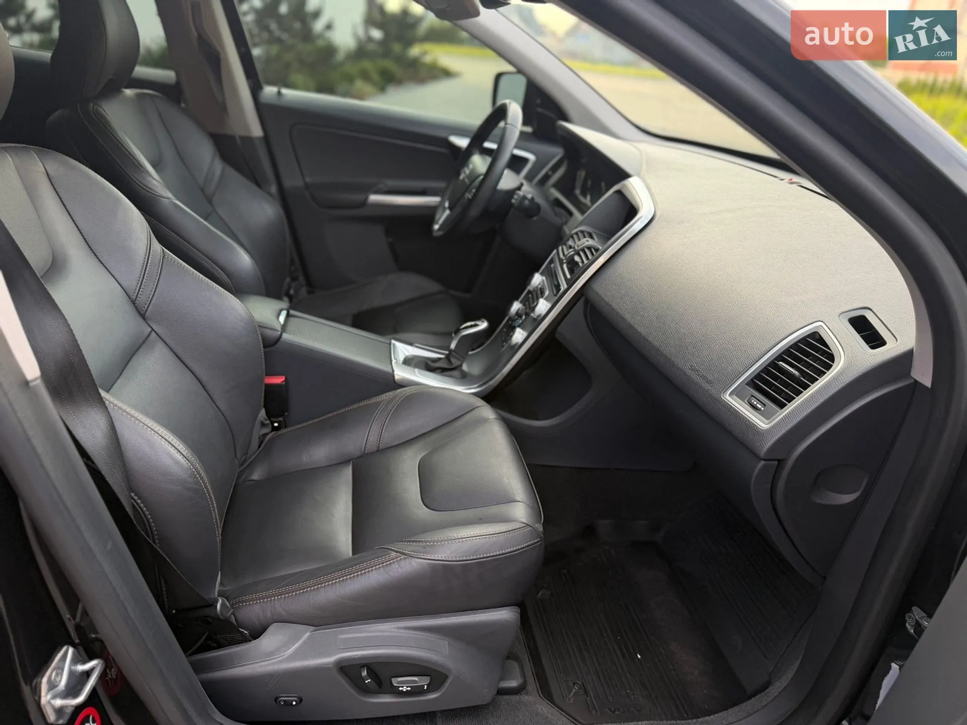 2016 Volvo XC60 - мініатюра 15