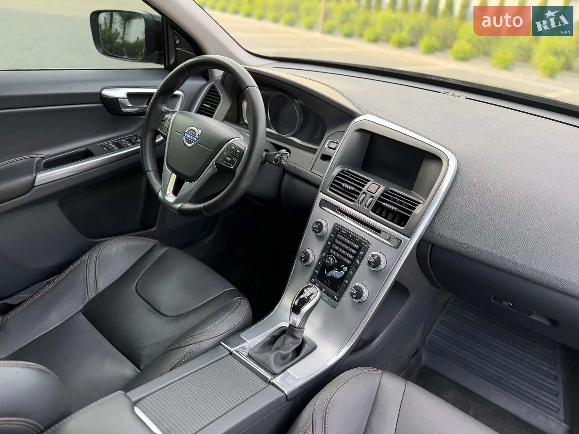 2016 Volvo XC60 - мініатюра 18