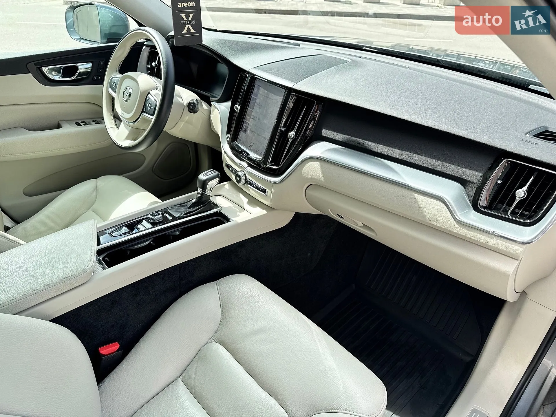 2018 Volvo XC60 - мініатюра 19