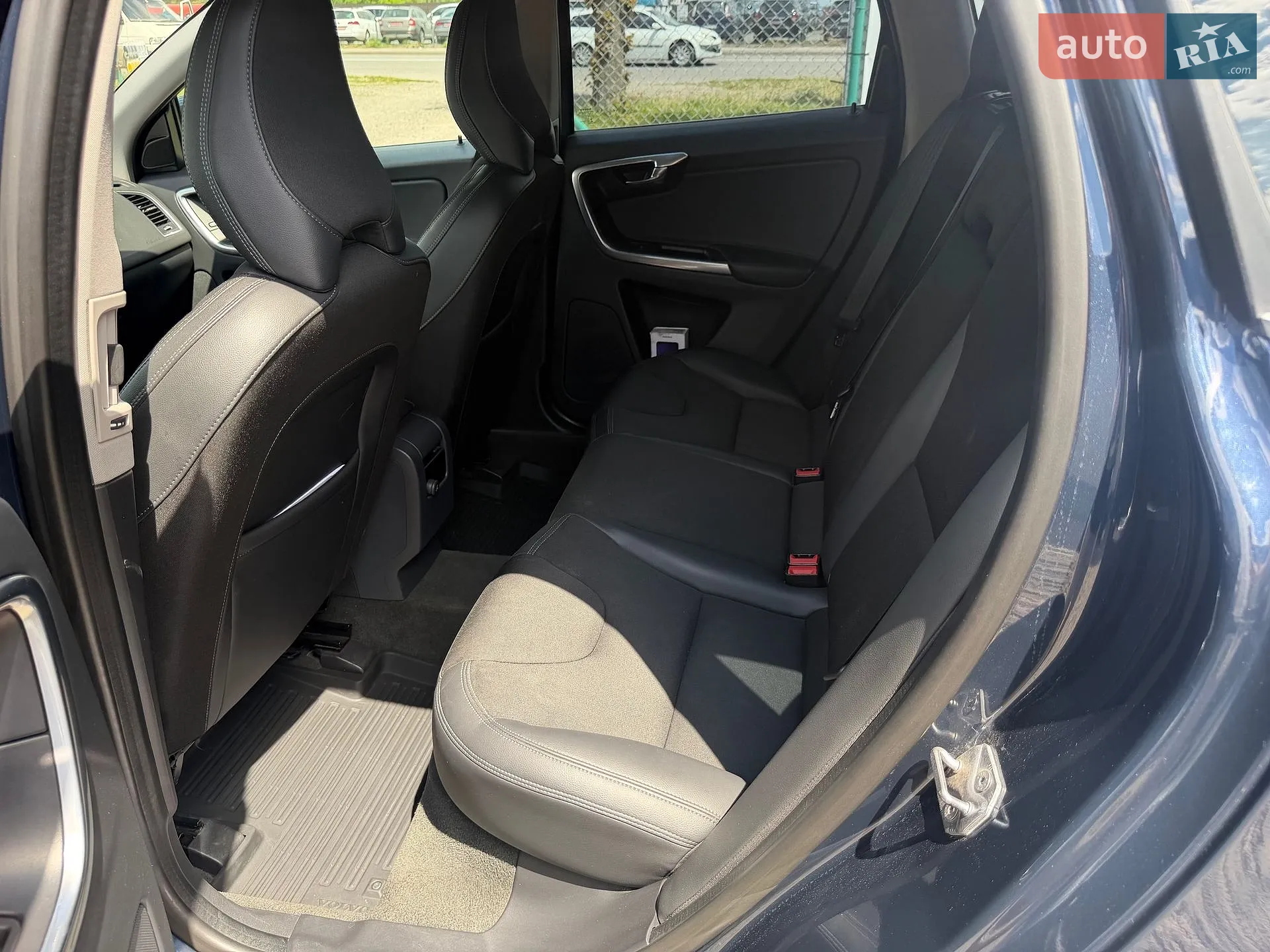 2015 Volvo XC60 - мініатюра 28