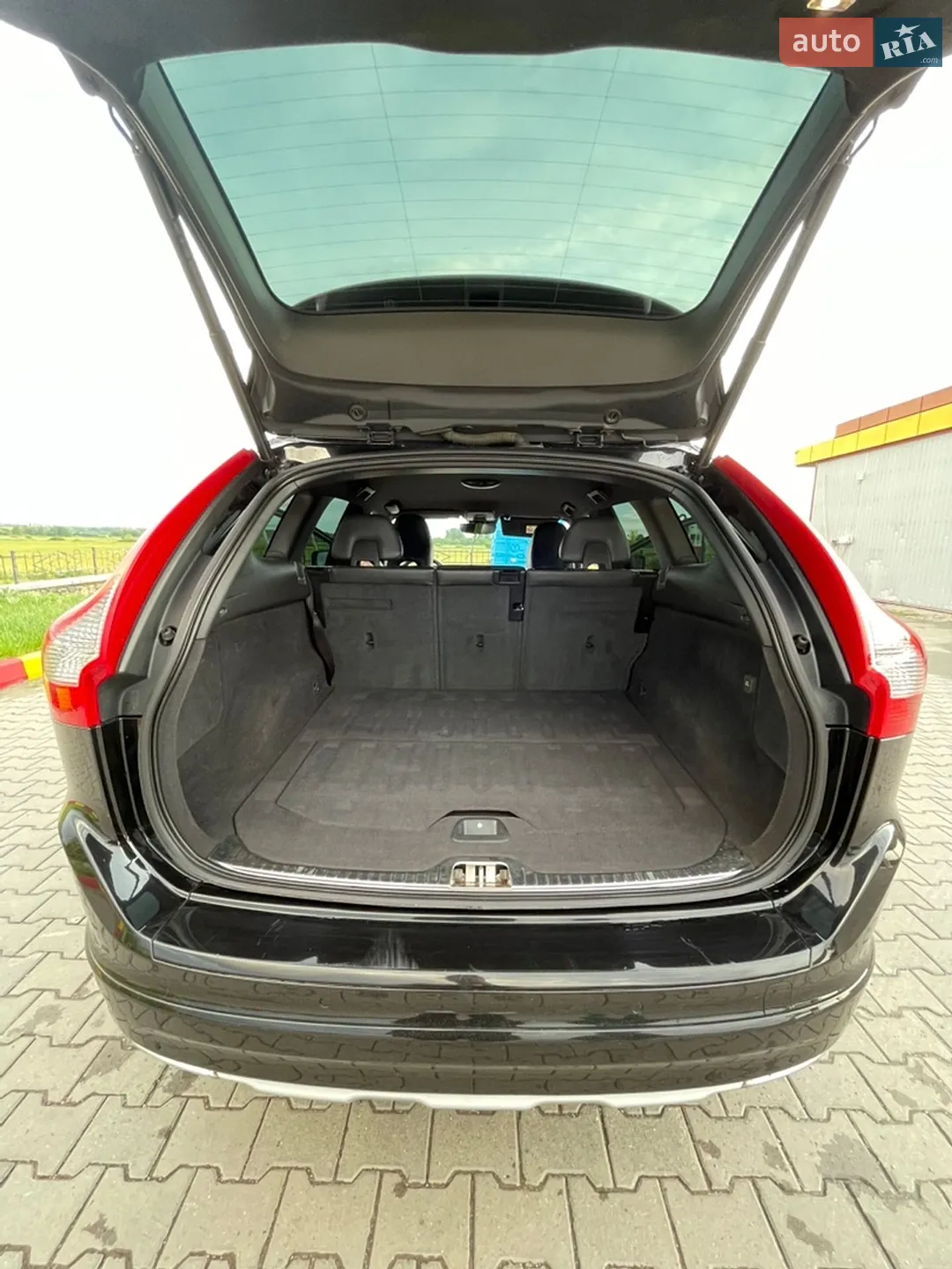 2017 Volvo XC60 - мініатюра 5