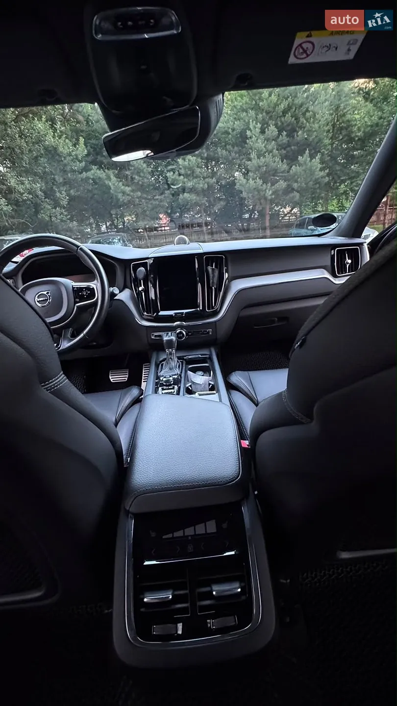 2017 Volvo XC60 - мініатюра 31