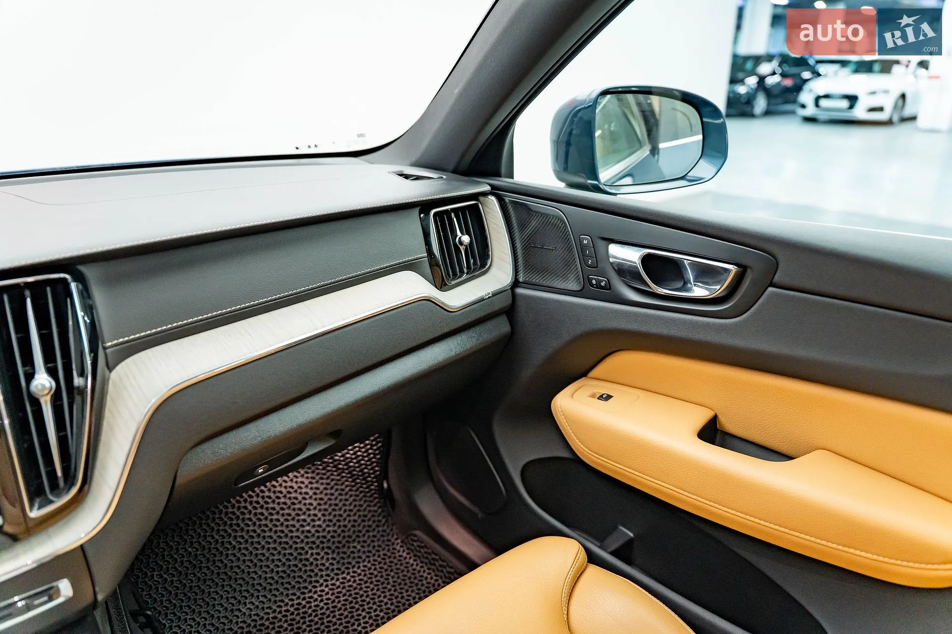 2019 Volvo XC60 - мініатюра 14