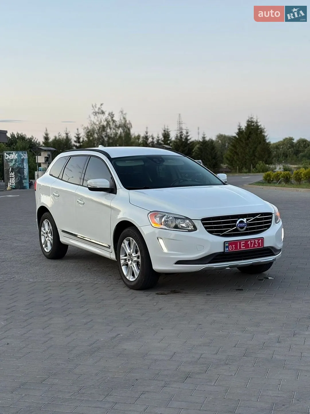 2015 Volvo XC60 - мініатюра 2