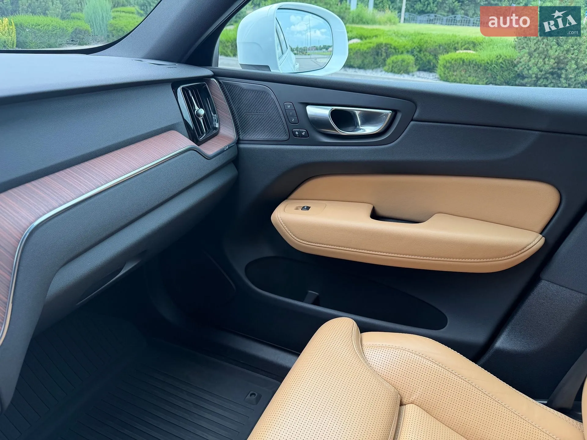 2023 Volvo XC60 - мініатюра 19
