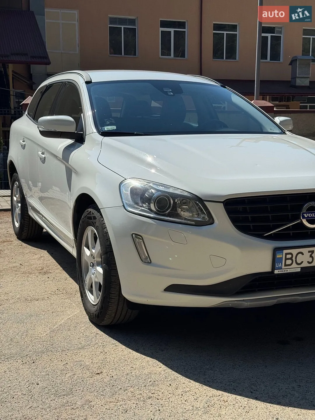 2017 Volvo XC60 - мініатюра 10