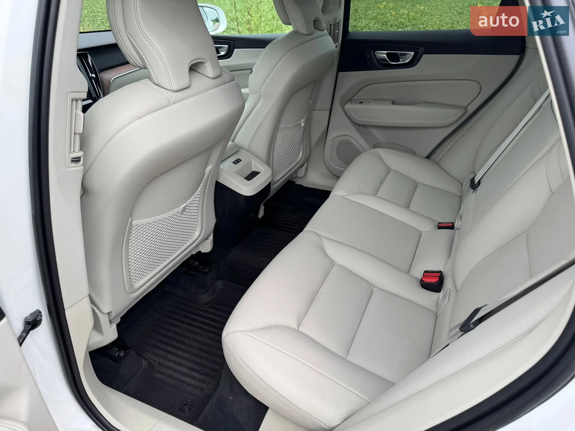 2021 Volvo XC60 - мініатюра 16