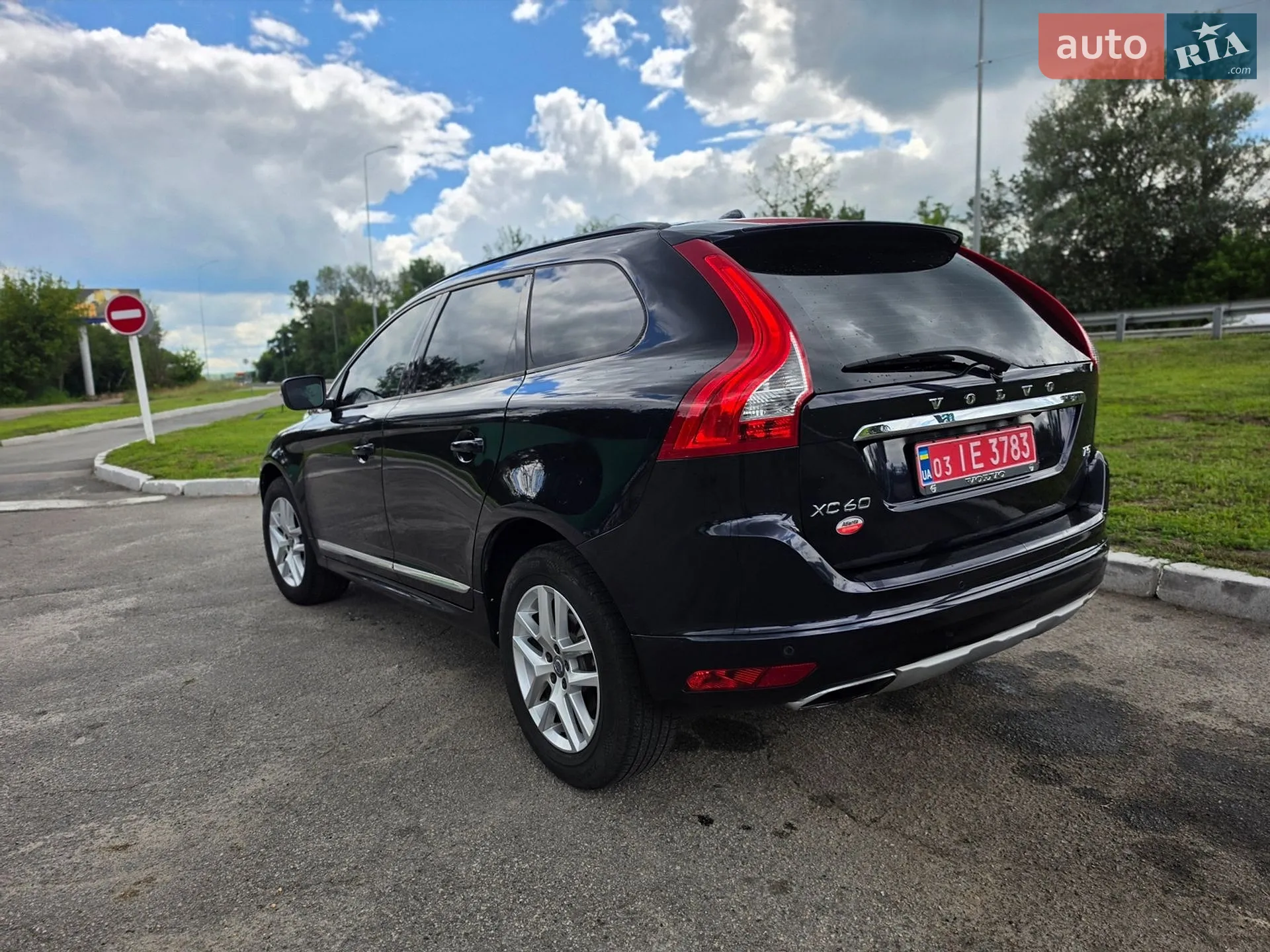 2017 Volvo XC60 - мініатюра 8