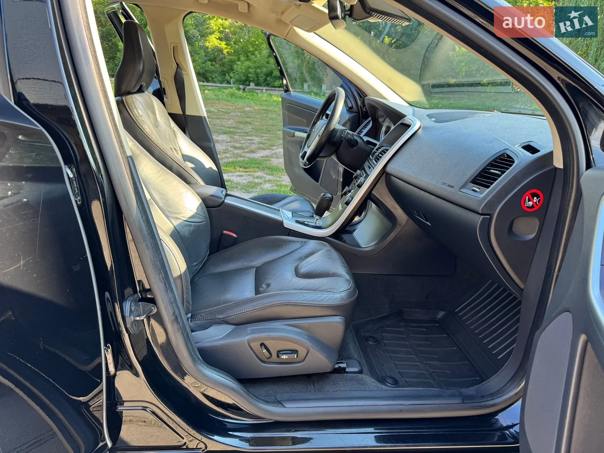 VOLVO XC60 2011 VIN YV4902DZ4B2185458 фото оголошення 36 з 61