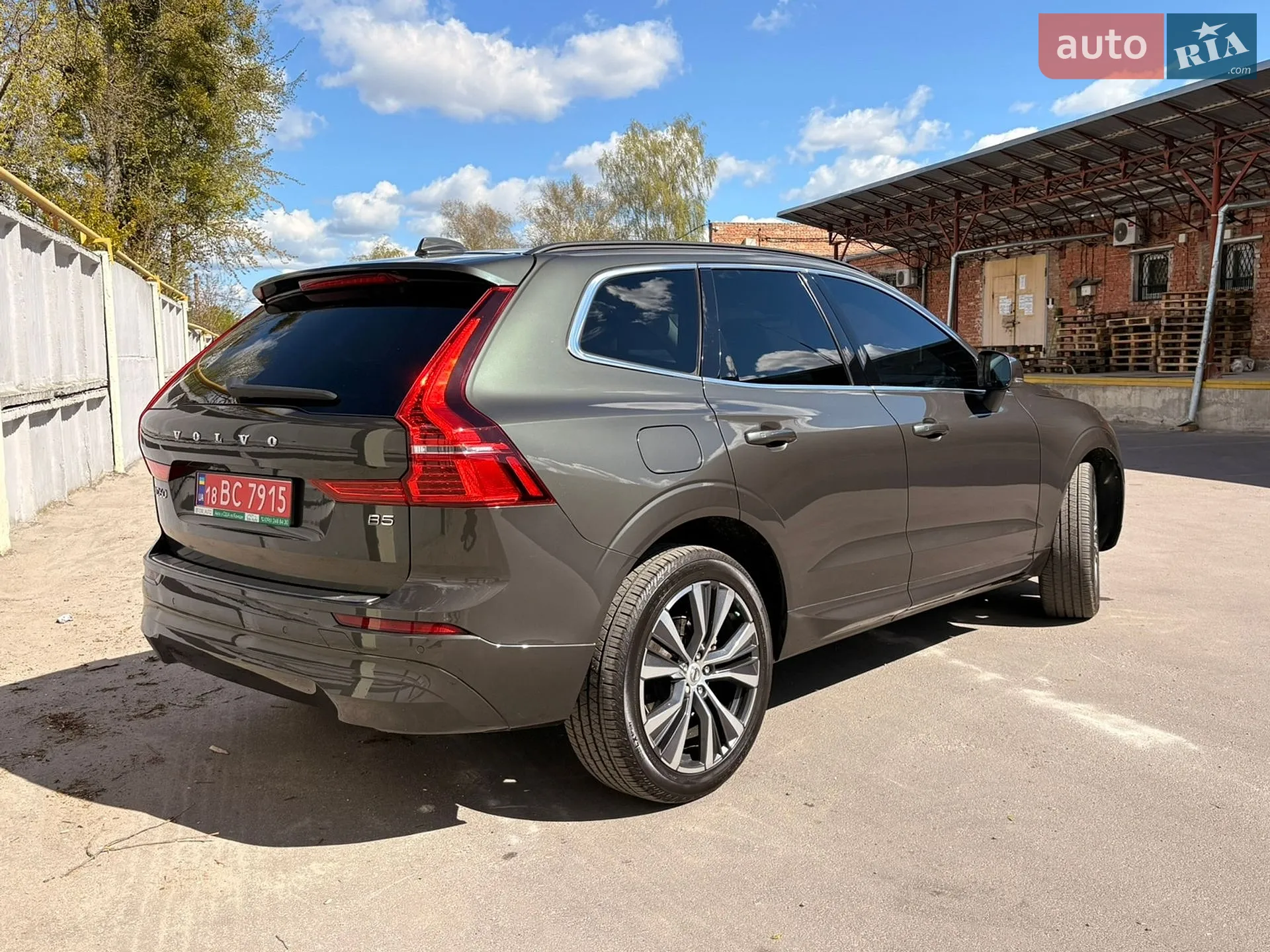 2022 Volvo XC60 - мініатюра 5