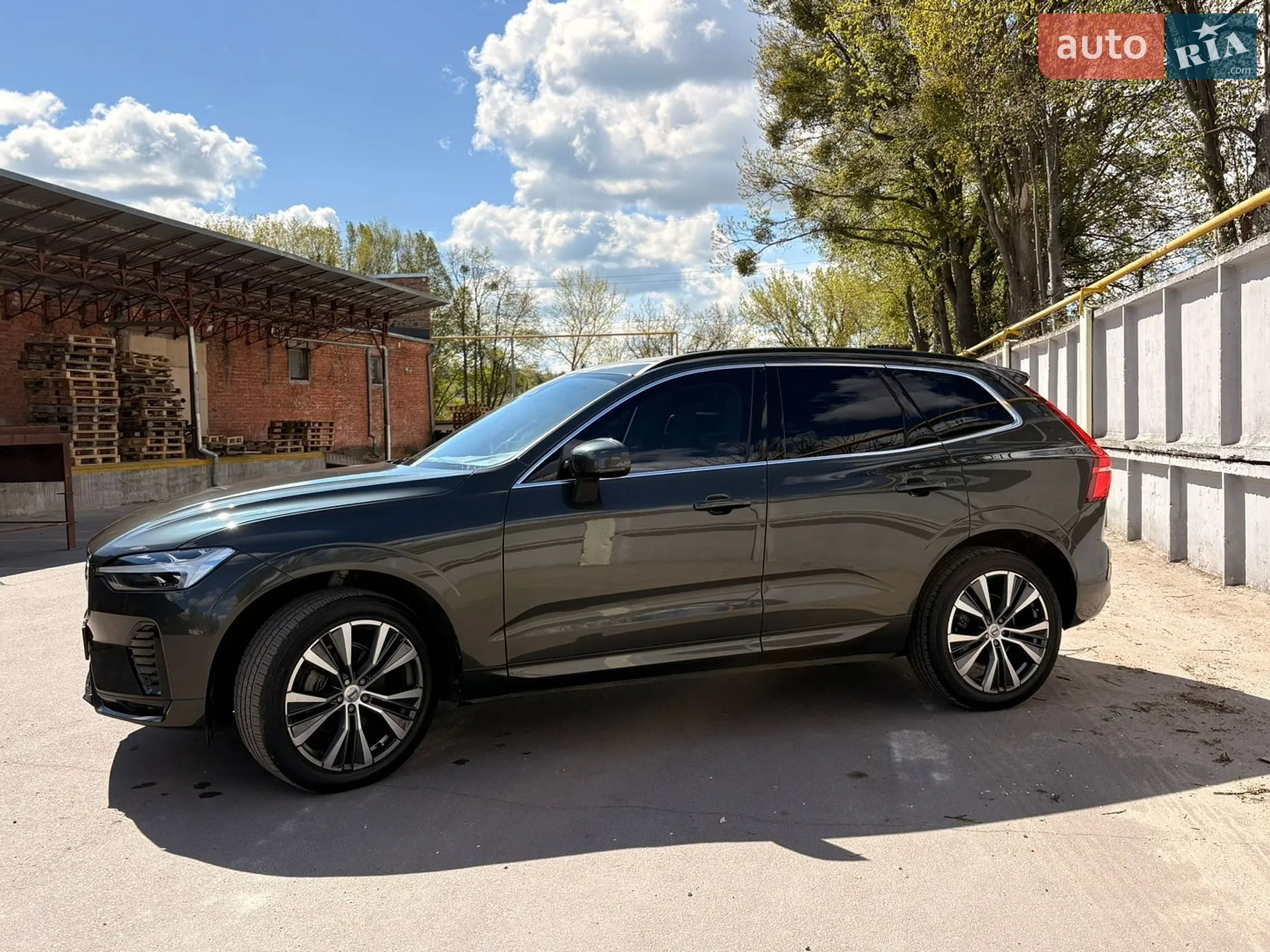 2022 Volvo XC60 - мініатюра 8
