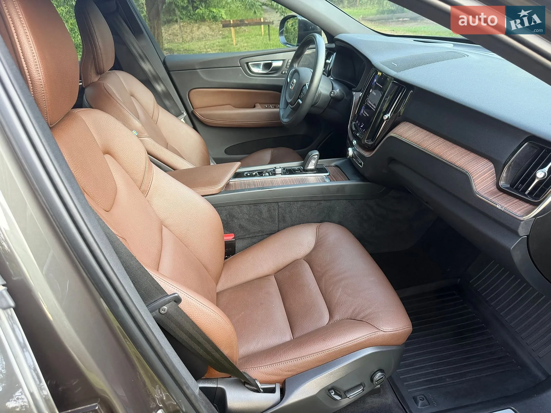 2020 Volvo XC60 - мініатюра 18