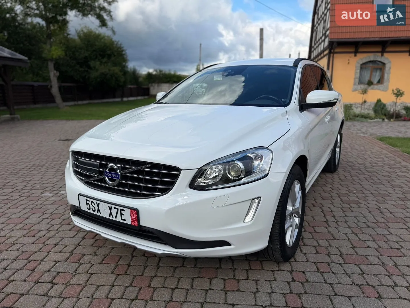 2017 Volvo XC60 - мініатюра 18