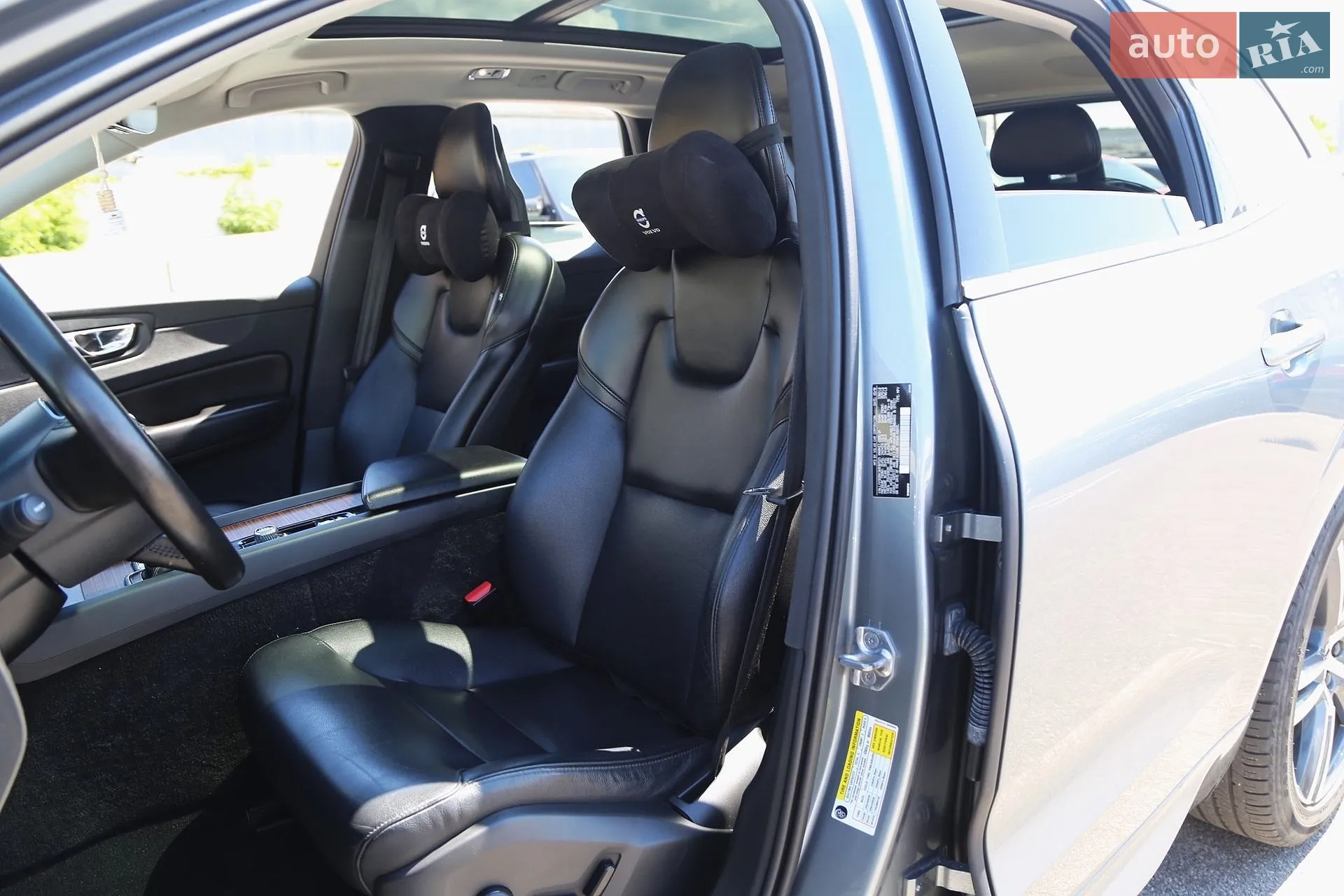 2018 Volvo XC60 - мініатюра 9