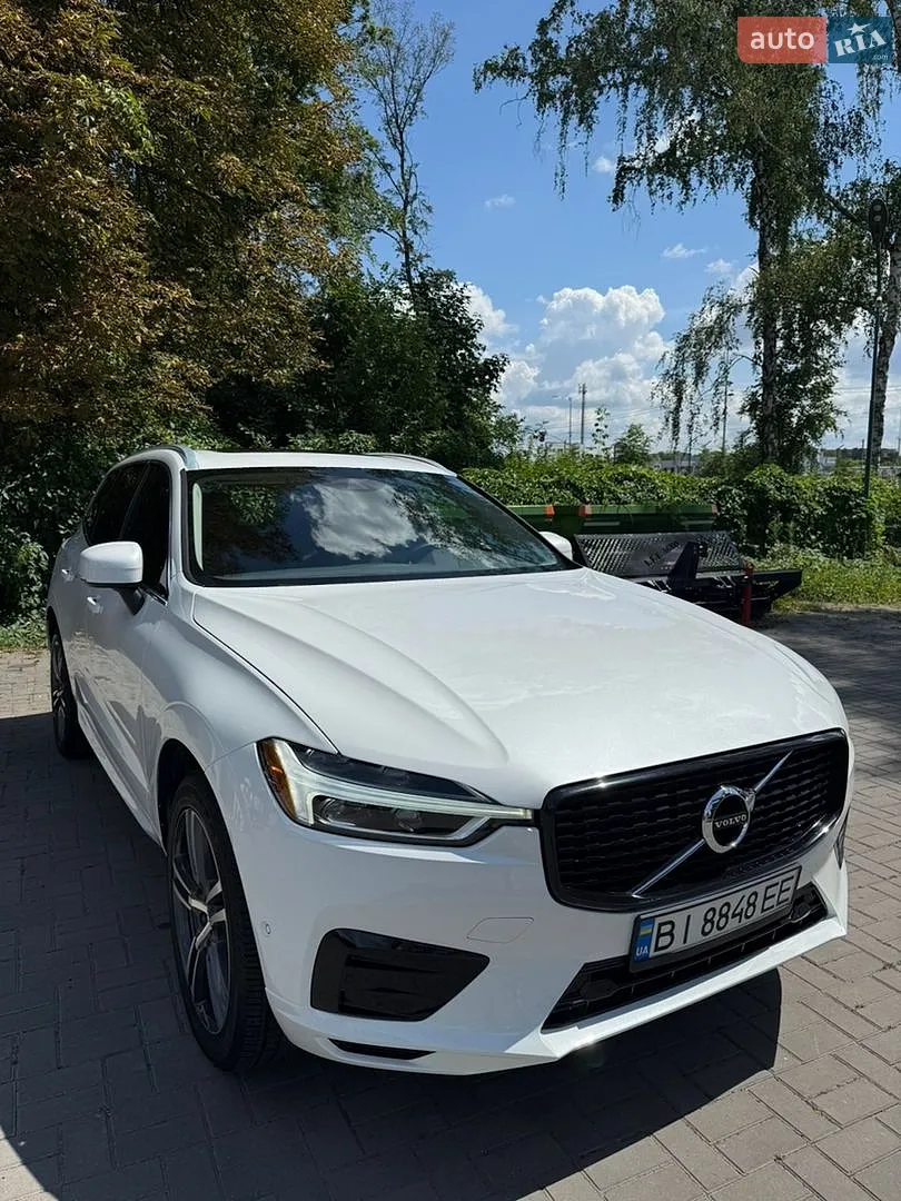 2019 Volvo XC60 - фото 1