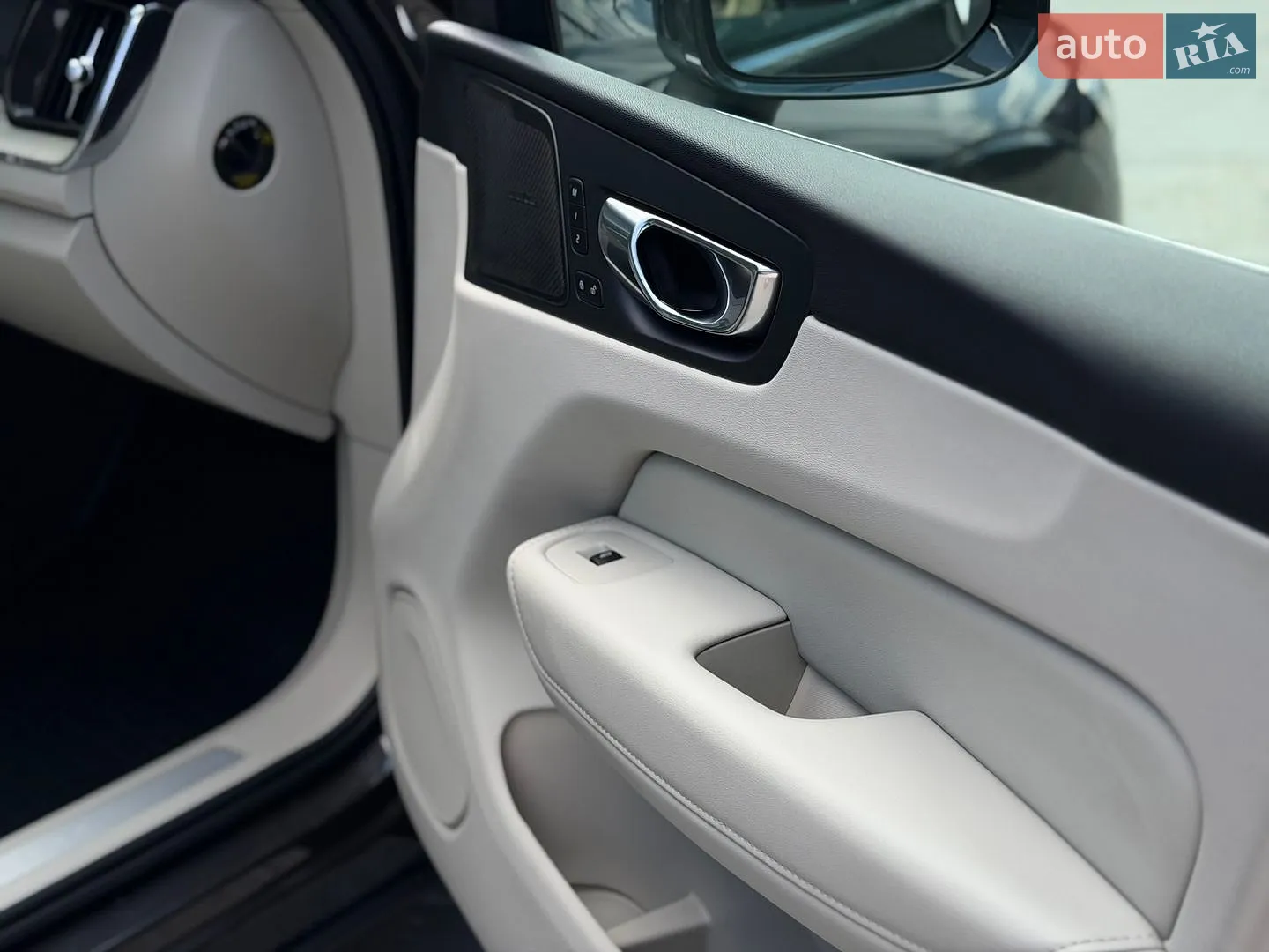 2023 Volvo XC60 - мініатюра 29