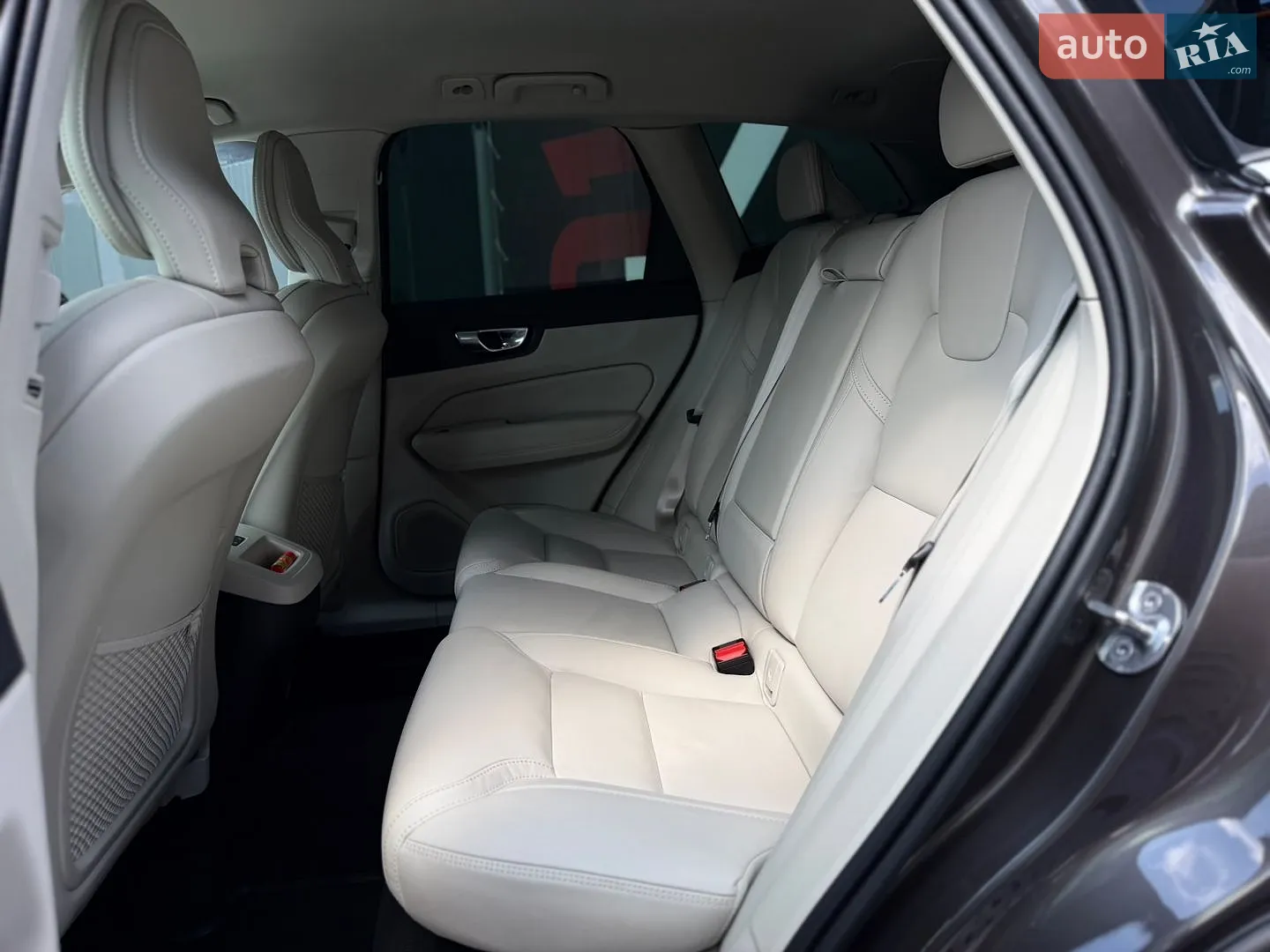 2023 Volvo XC60 - мініатюра 28