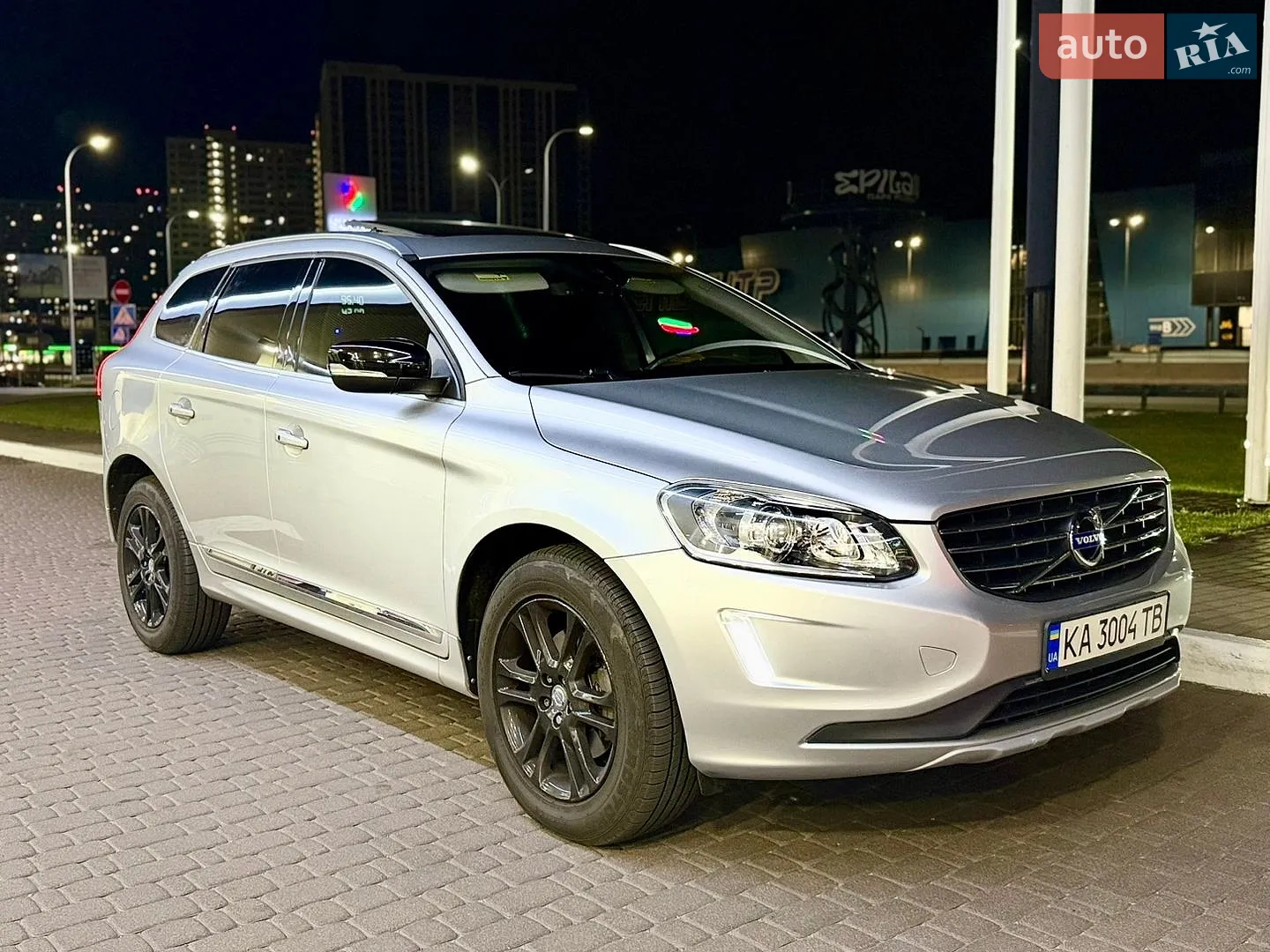 2015 Volvo XC60 - фото 1