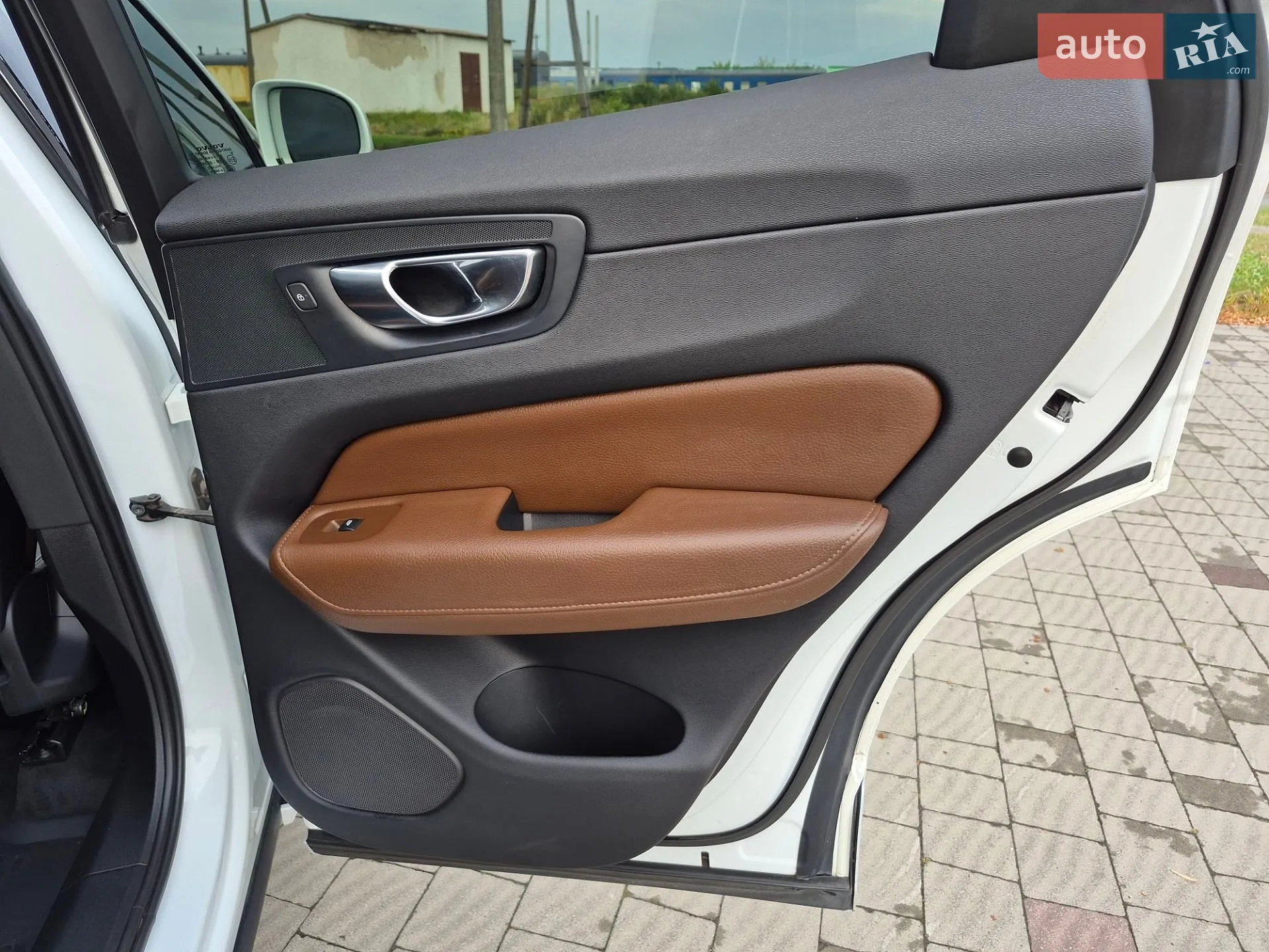 2018 Volvo XC60 - мініатюра 40