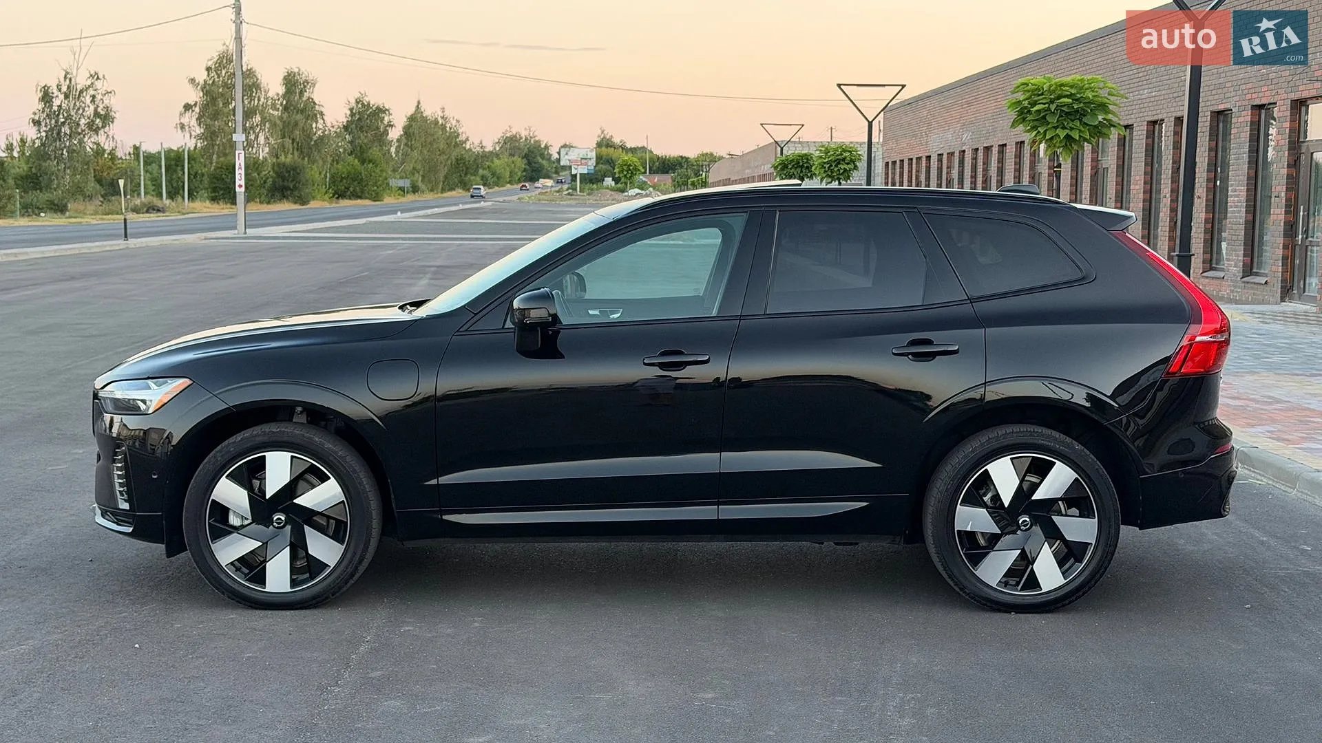 2024 Volvo XC60 - мініатюра 5