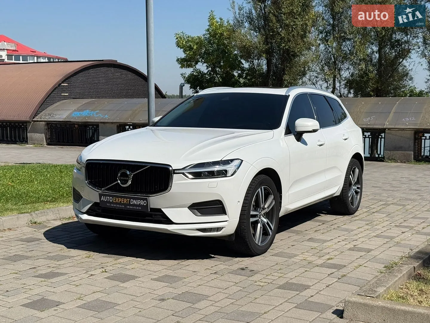 2017 Volvo XC60 - мініатюра 17
