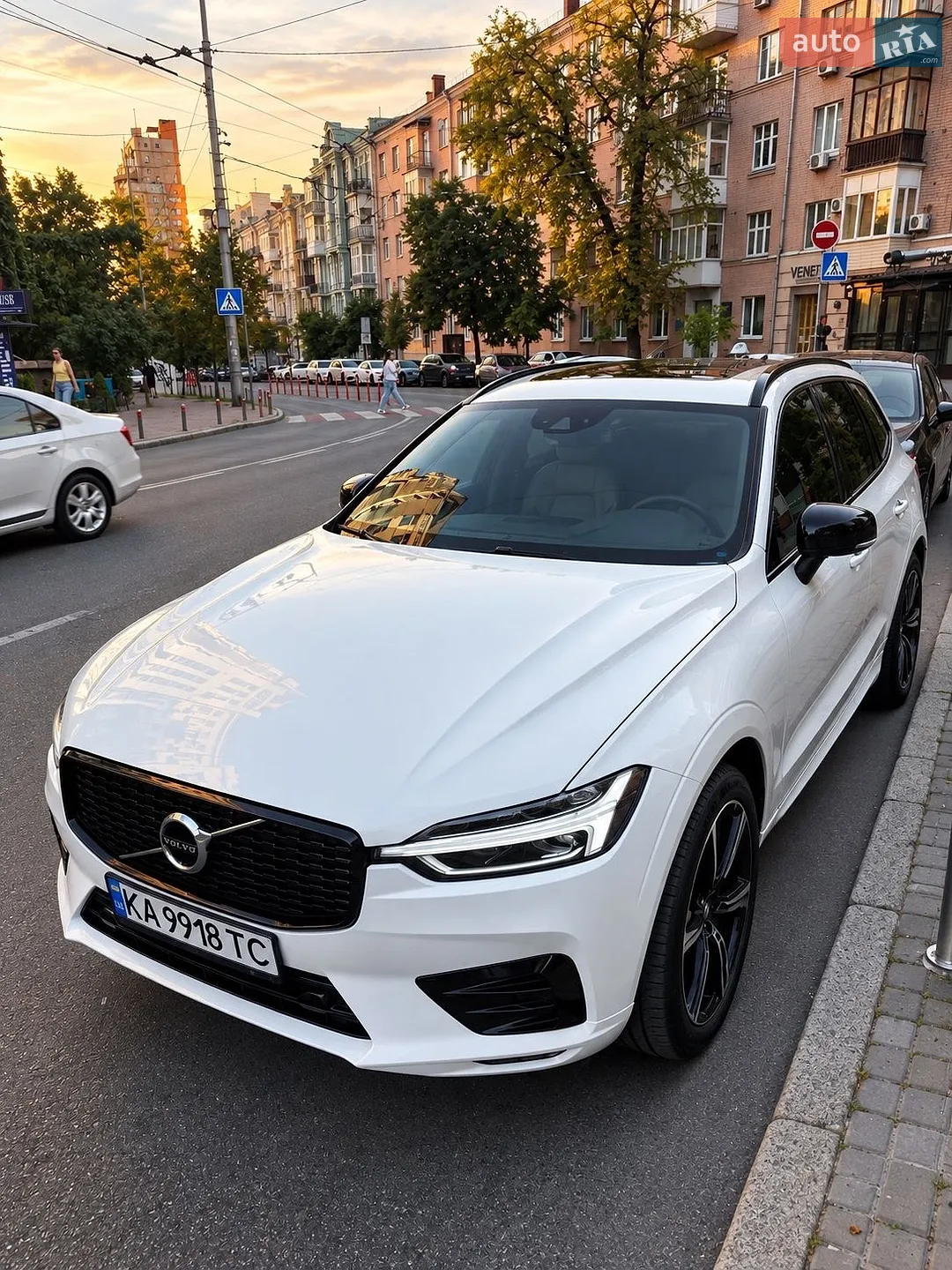 2020 Volvo XC60 - мініатюра 2