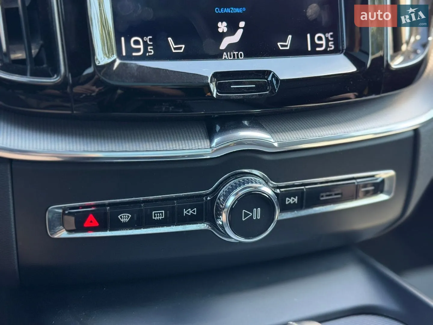 2019 Volvo XC60 - мініатюра 46