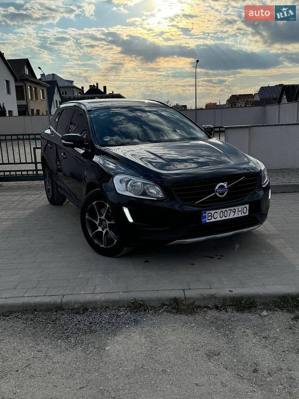 2016 Volvo XC60 - фото 1