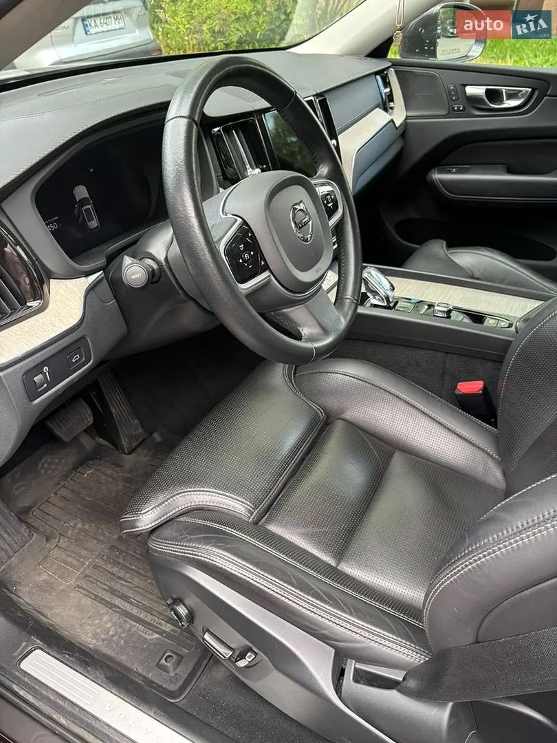 2022 Volvo XC60 - мініатюра 5