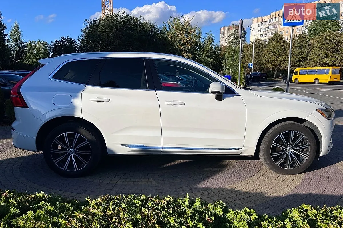 2017 Volvo XC60 - мініатюра 8