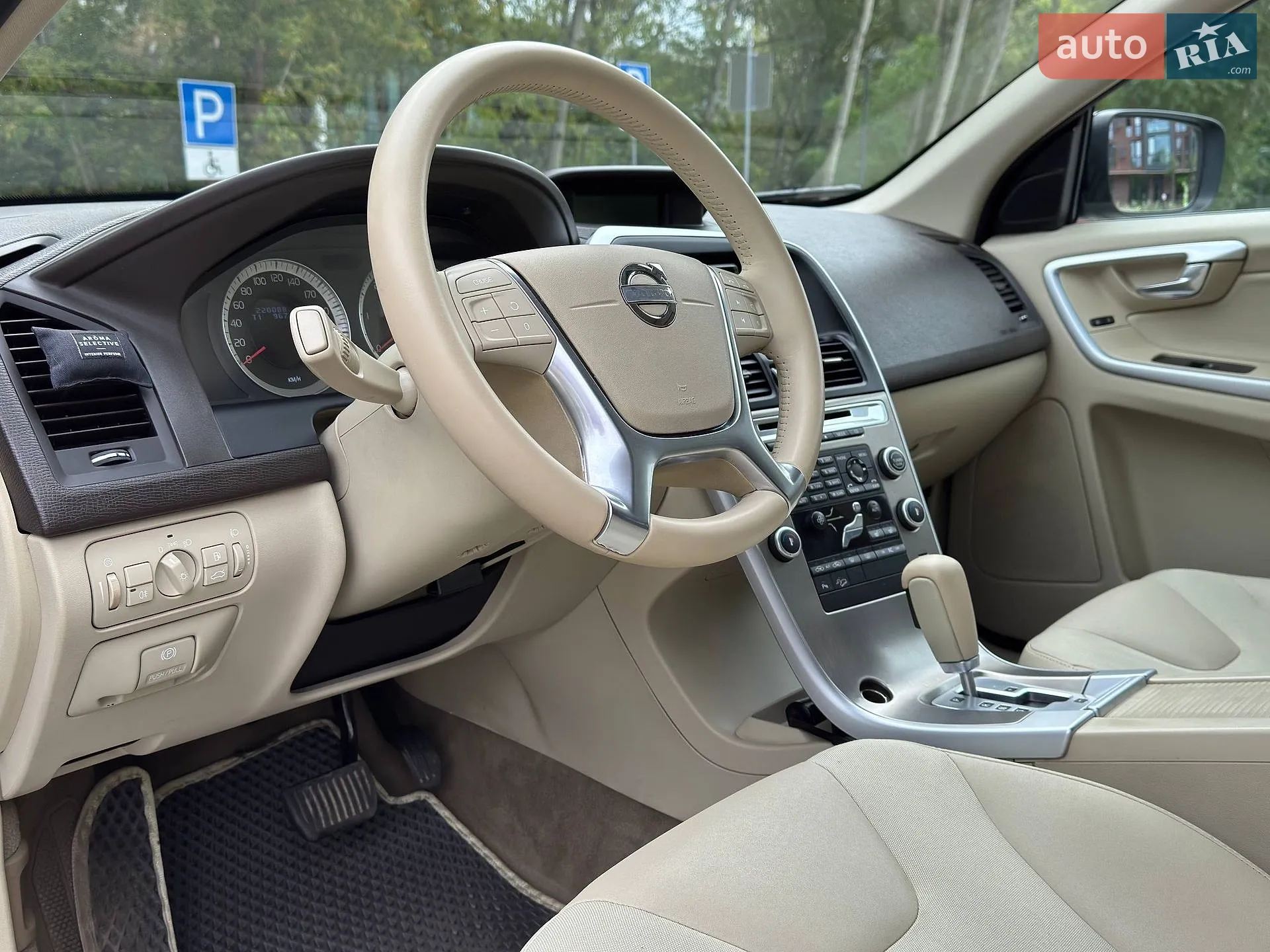2010 Volvo XC60 - мініатюра 9
