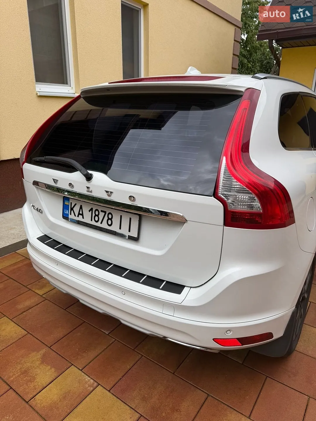 2017 Volvo XC60 - фото 1