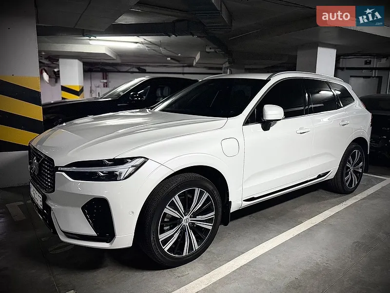 Volvo XC60 2022