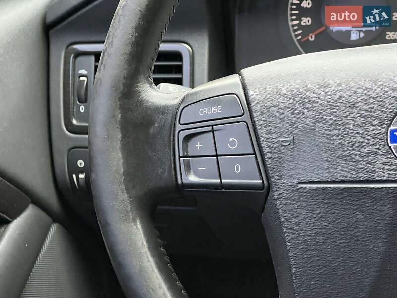 Универсал Volvo XC70 Cross Country 2008 в Киеве фото 32 Универсал Volvo XC70 Cross Country 2008 в Киеве