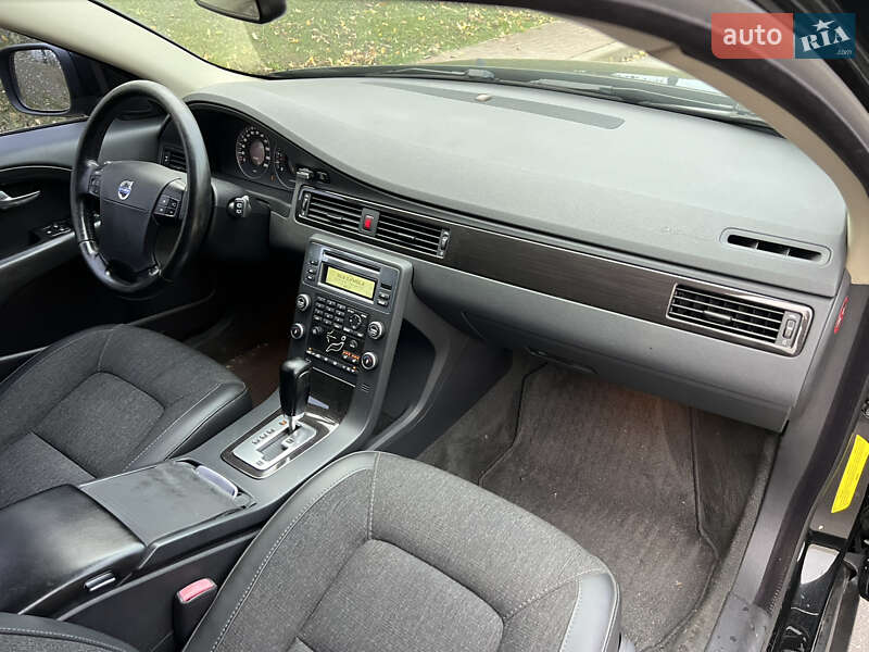 Универсал Volvo XC70 Cross Country 2008 в Киеве фото 49 Универсал Volvo XC70 Cross Country 2008 в Киеве