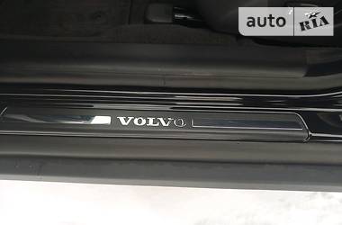 Внедорожник / Кроссовер Volvo XC70 2012 в Сумах