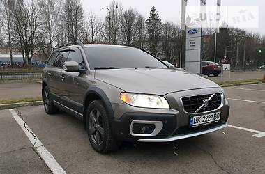 Внедорожник / Кроссовер Volvo XC70 2008 в Ровно