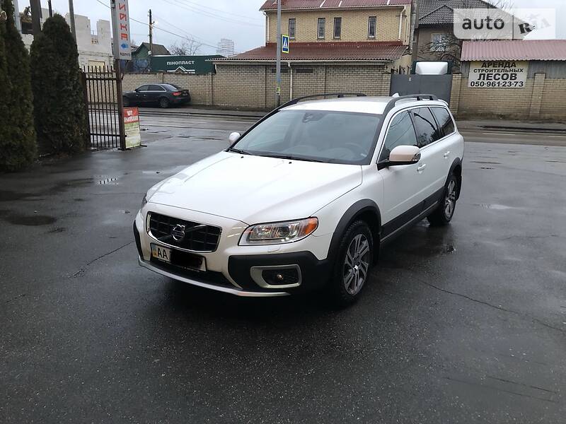 Позашляховик / Кросовер Volvo XC70 2012 в Києві