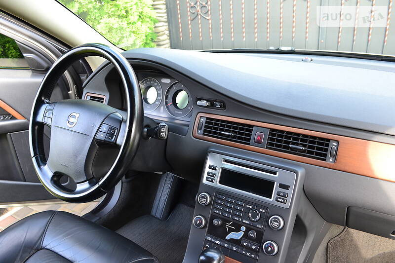 Позашляховик / Кросовер Volvo XC70 2008 в Луцьку