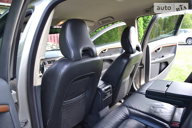 Позашляховик / Кросовер Volvo XC70 2008 в Луцьку