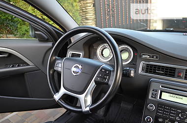 Внедорожник / Кроссовер Volvo XC70 2011 в Луцке