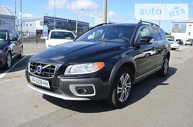 Универсал Volvo XC70 2012 в Киеве