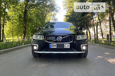 Внедорожник / Кроссовер Volvo XC70 2016 в Киеве