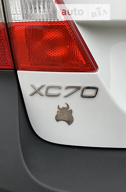 Позашляховик / Кросовер Volvo XC70 2010 в Києві