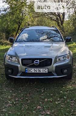 Volvo XC70 2015