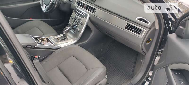 Универсал Volvo XC70 2013 в Киеве фото 10 Универсал Volvo XC70 2013 в Киеве